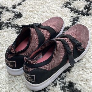 Nike Air Sock Racer Flyknit Men’s Buckle Shoes